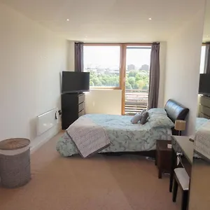 https://quayside-newcastle-upon-tyne.hotels-newcastle-upon-tyne.com